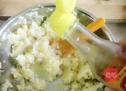 云南老奶洋芋（土豆泥）的做法图解2