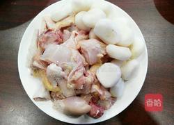 清甜椰子鸡汤的做法图解1