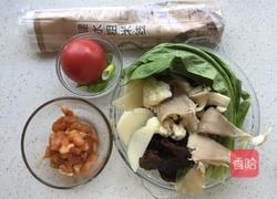 鸡丁米线的做法图解1