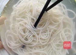 鸡丁米线的做法图解3