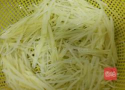 凉拌土豆丝的做法图解1
