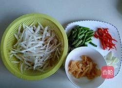 杏鲍菇炒鸡丝的做法图解1
