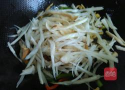 杏鲍菇炒鸡丝的做法图解5