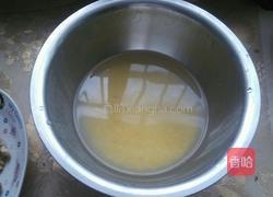 小米红枣核桃稀饭的做法图解1