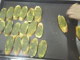 西式青苏酱配烤法棍片(汤类配菜)