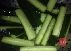 腌黄瓜的做法图解1