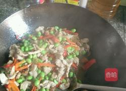 青豆米炒肉的做法图解7