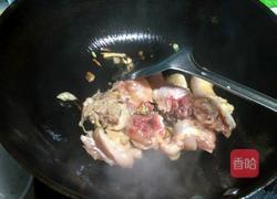 土豆炖鸡腿的做法图解3