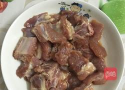橙汁排骨的做法图解3