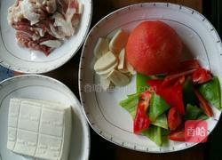 豆腐炒肉的做法图解1