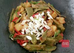 土豆炖豆角的做法图解15