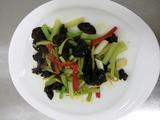 芹菜炒木耳