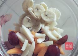 西米露水果捞的做法图解2