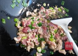 洋葱炒肉的做法图解5