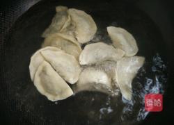 煮冻水饺（山芹菜猪肉馅）的做法图解5