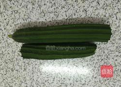 清炒丝瓜的做法图解1