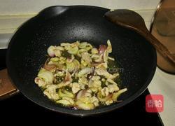 茭白炒肉丝的做法图解4