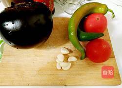 蒜香茄子的做法图解1