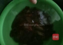 蒜泥龙虾的做法图解1
