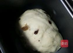 可爱的葡萄干蔓越莓软欧的做法图解4