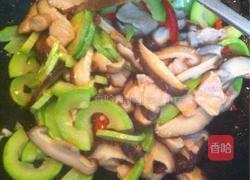 生瓜香菇炒肉的做法图解8