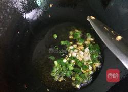 红辣椒丝炒土豆片的做法图解4