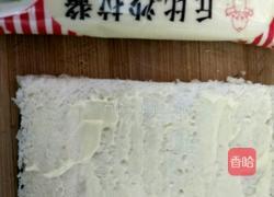 蓝精灵土司卷的做法图解5