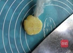 椒盐土豆饼的做法图解4