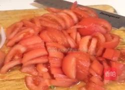 番茄牛腩的做法图解1