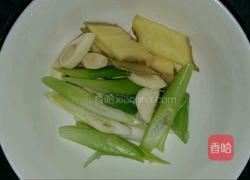 电烤箱烤翅中的做法图解2