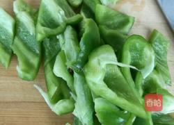青椒土豆片的做法图解2
