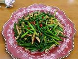 韭菜花炒肉丝