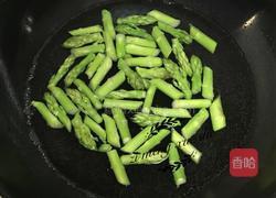 虾仁炒芦笋的做法图解4