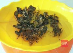 金线莲顿排骨的做法图解1