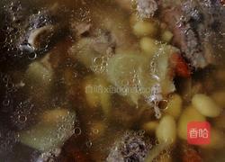 猪骨扁豆枸杞汤的做法图解5