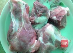 海带龙骨汤的做法图解1