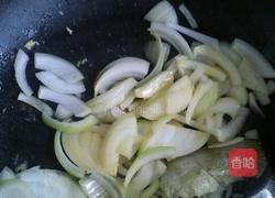 圆葱炒鸡蛋的做法图解3