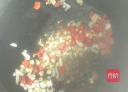 玉米炒肉的做法图解2