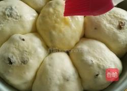 葡萄干花朵面包的做法图解12