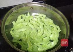 凉拌苦瓜的做法图解2