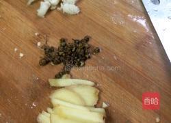 ﻿﻿﻿﻿﻿﻿﻿﻿﻿﻿﻿﻿﻿﻿﻿﻿﻿﻿﻿﻿﻿﻿﻿泥鳅烧黄瓜的做法图解3