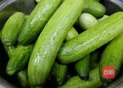 腌黄瓜的做法图解1