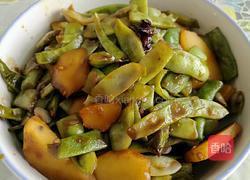 土豆炖豆角的做法图解7