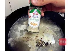 鲜美鱼头汤的做法图解7