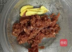 皮蛋瘦肉粥的做法图解2