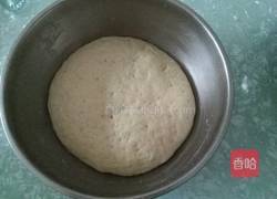 腊肠馅饼的做法图解2
