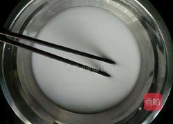 酸辣凉皮(简易版无需洗面粉)的做法图解1