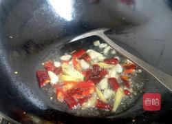 香菇闷土鸡的做法图解3