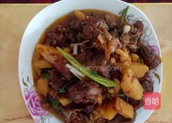 土豆烧排骨的做法图解3