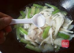 丝瓜平菇汤的做法图解6